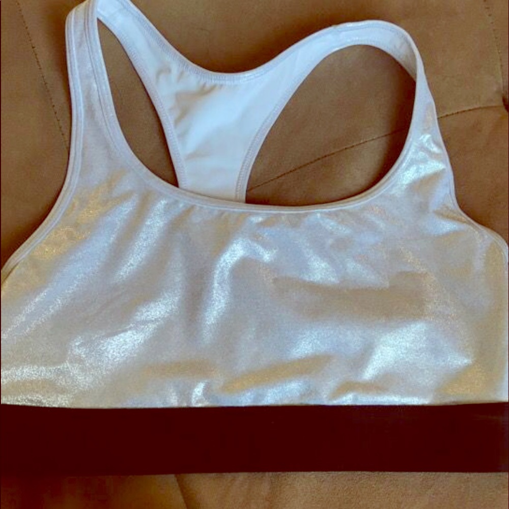 Victoria sport sports bra